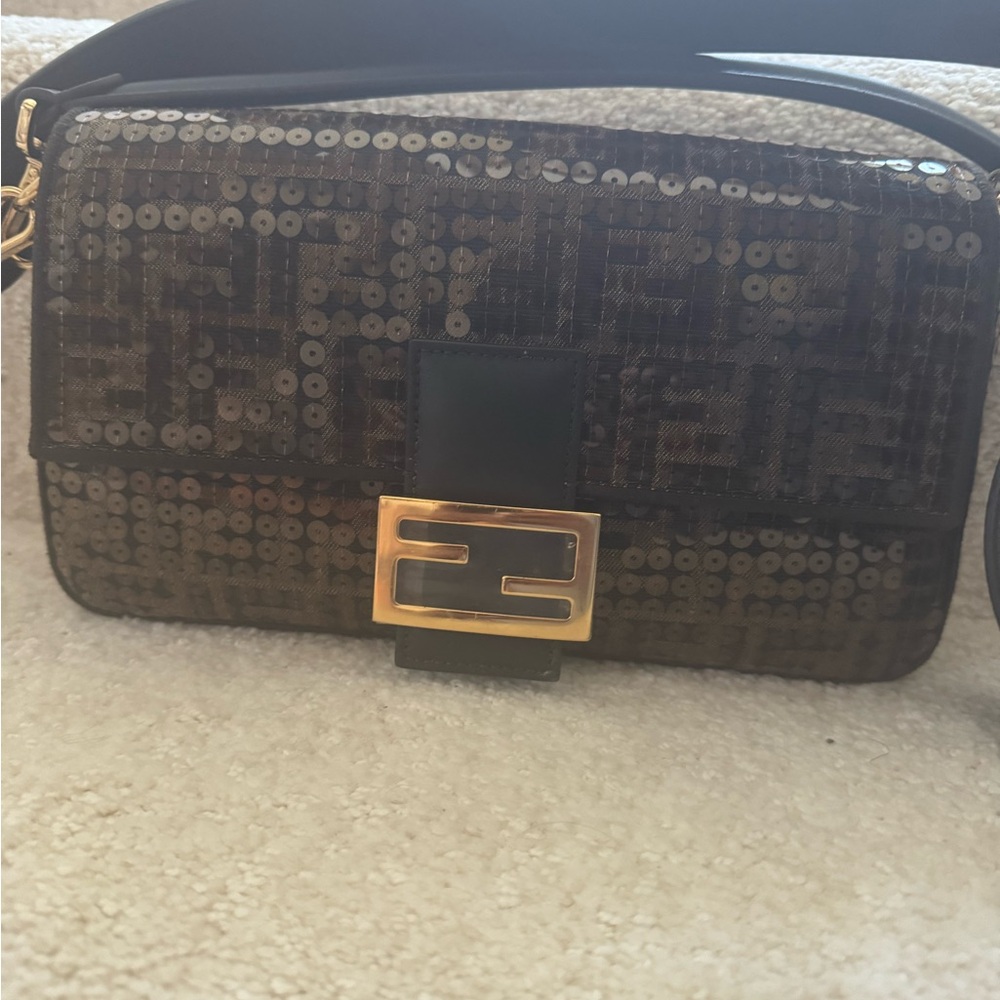 Fendi Baguette